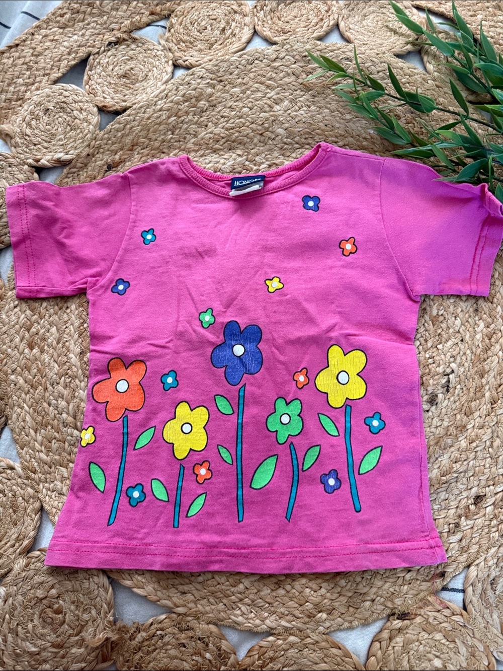 Vintage Honors Vibrant Floral Pink Tee. Size 3t